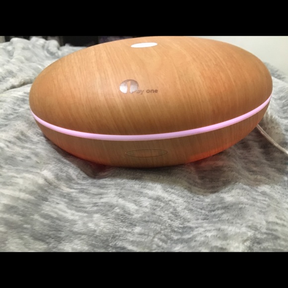 Essential oil diffuser/humidifier✨ - Picture 2 of 7